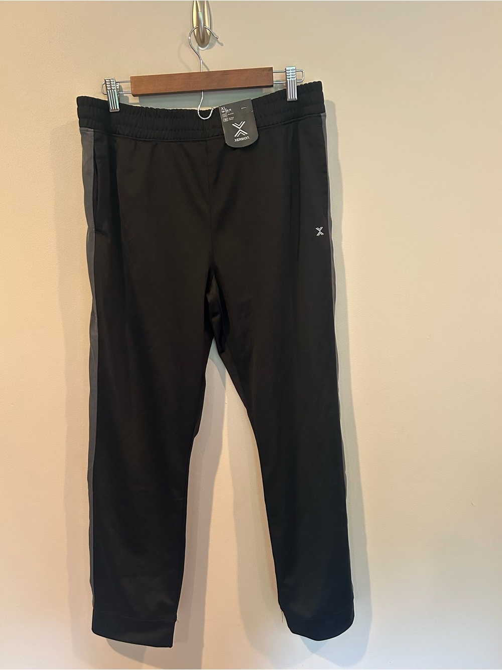NWT Boys Xersion active pants. Size XL 18-20 HUSKY